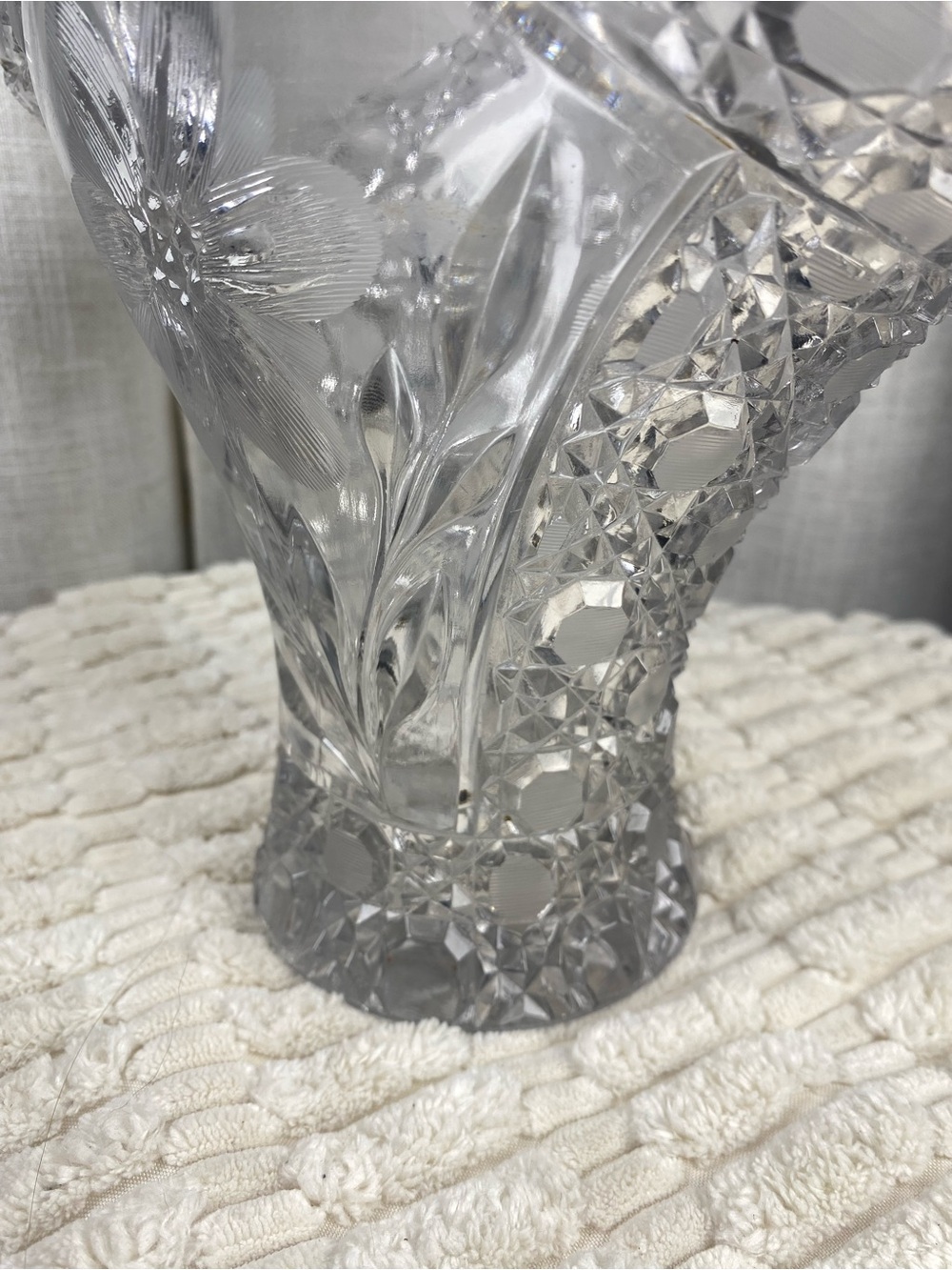 Vintage Crystal Glass Bride’s Basket Vase Flower Etched Starburst Base 11.5” - Picture 8 of 14